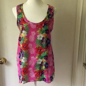 MACBETH COLLECTION Floral Top size M